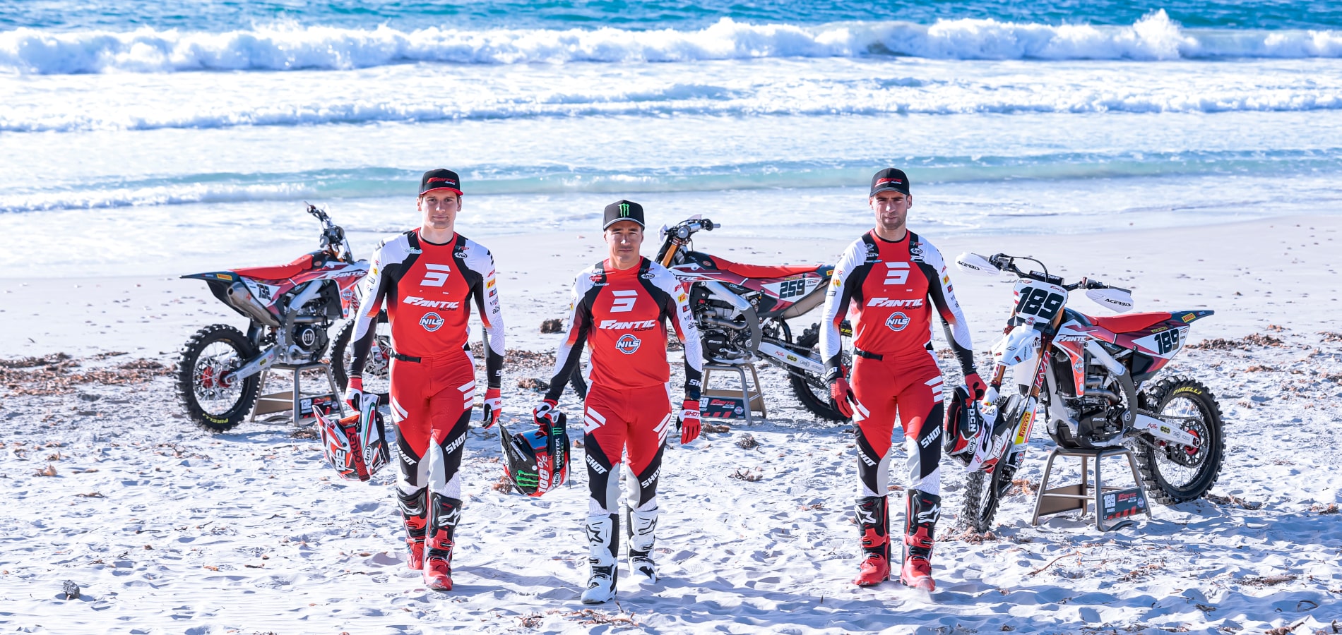 slider Fantic Racing Moto2